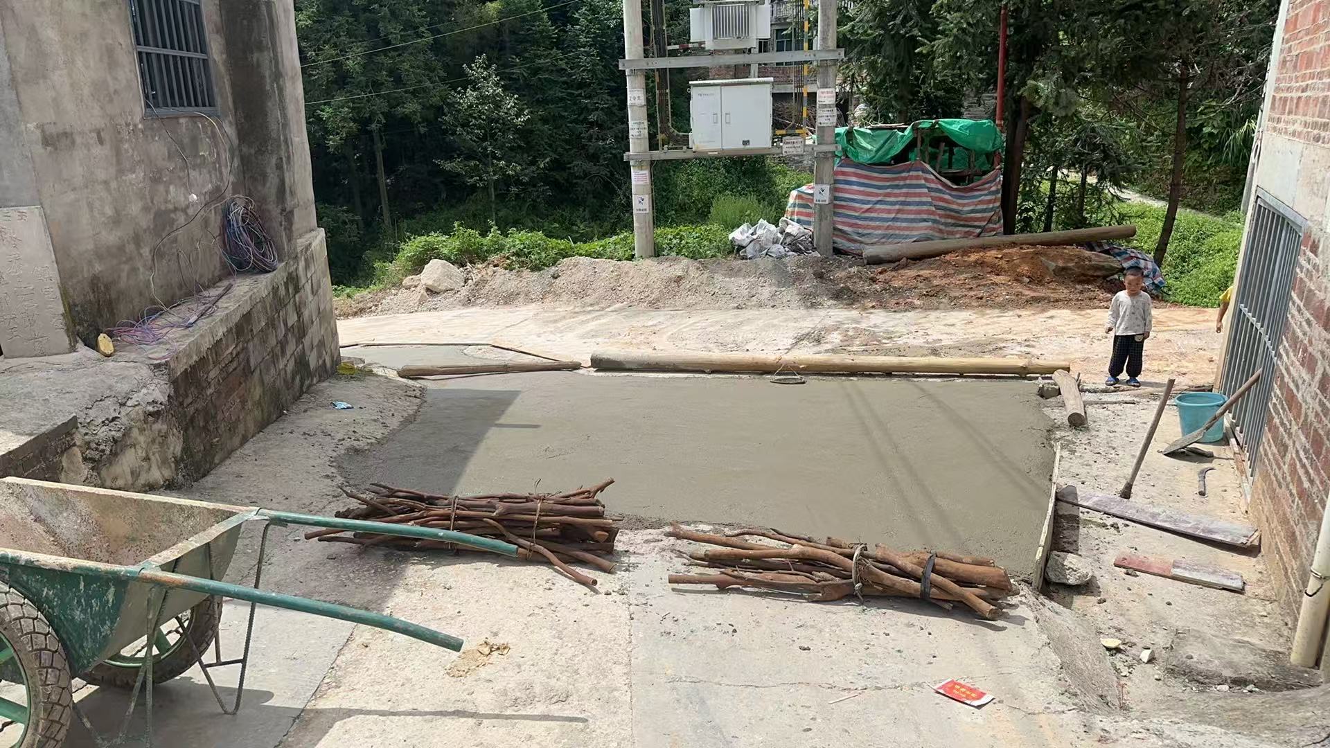 修路3.jpg
